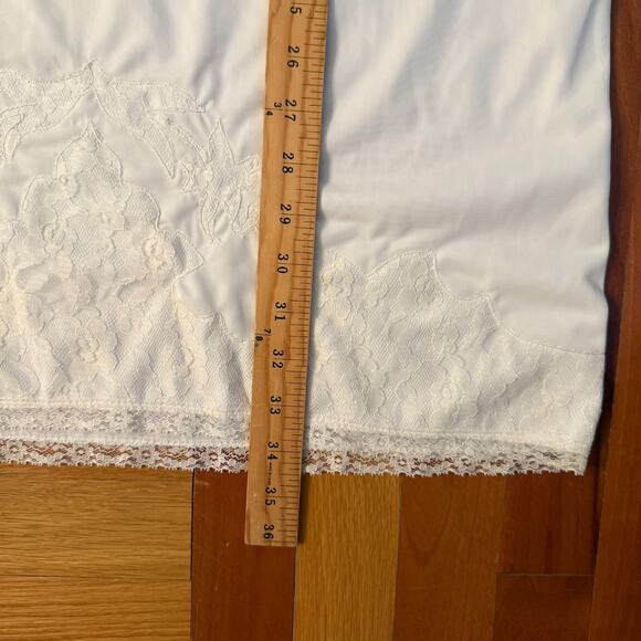 1960s Movie Star Full Slip White Nylon Tricot Lace Trim Size (40 Large) USA Made - Picture 13 of 16